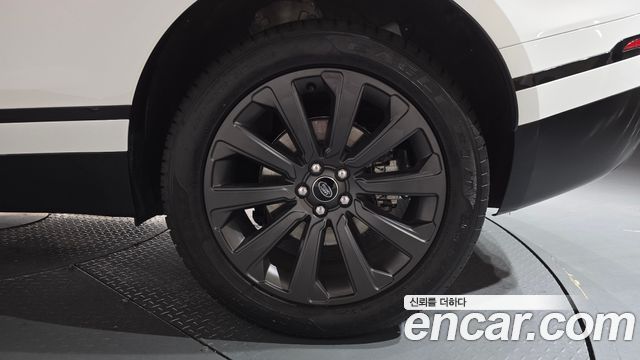 Land Rover Range Rover Velar 2.0 P250 R-Dynamic SE