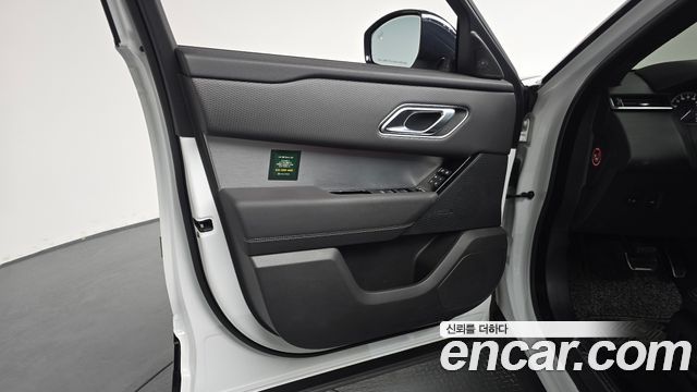 Land Rover Range Rover Velar 2.0 P250 R-Dynamic SE
