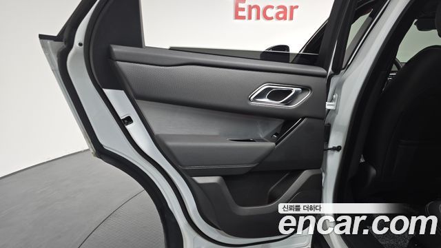 Land Rover Range Rover Velar 2.0 P250 R-Dynamic SE