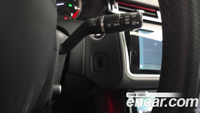 Land Rover Range Rover Velar 2.0 P250 R-Dynamic SE