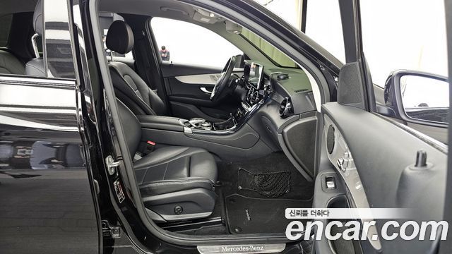 Mercedes-Benz GLC-Class GLC350e 4MATIC