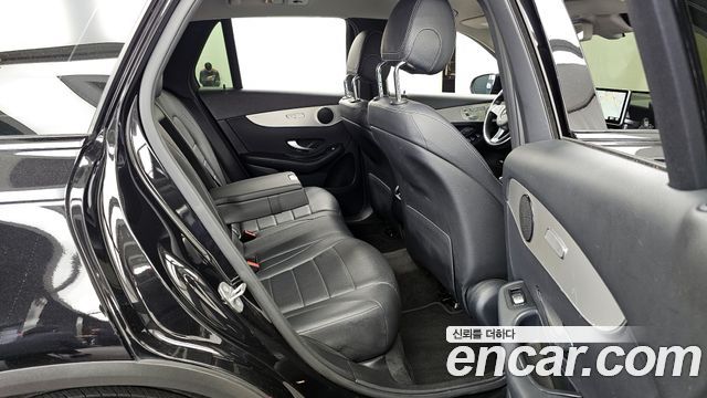 Mercedes-Benz GLC-Class GLC350e 4MATIC