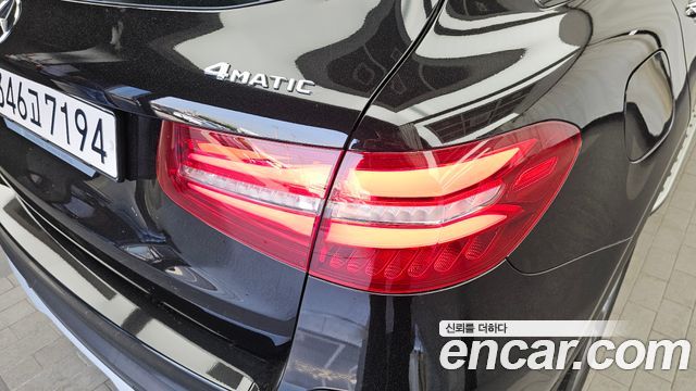 Mercedes-Benz GLC-Class GLC350e 4MATIC