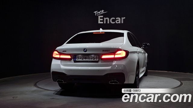 BMW 5-Series 530i xDrive M Sport Package