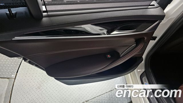 BMW 5-Series 530i xDrive M Sport Package