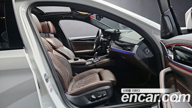 BMW 5-Series 530i xDrive M Sport Package