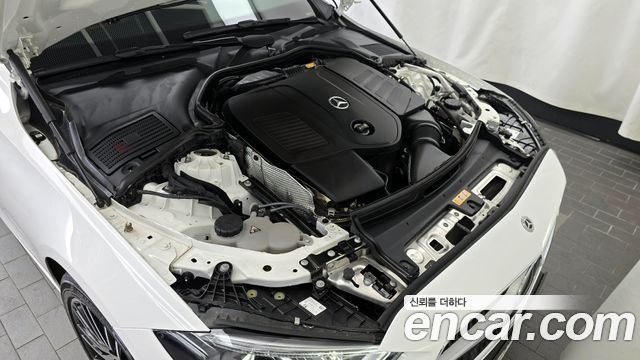 Mercedes-Benz C-Class C200 Avantgarde