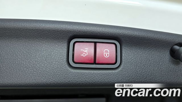 Mercedes-Benz C-Class C200 Avantgarde