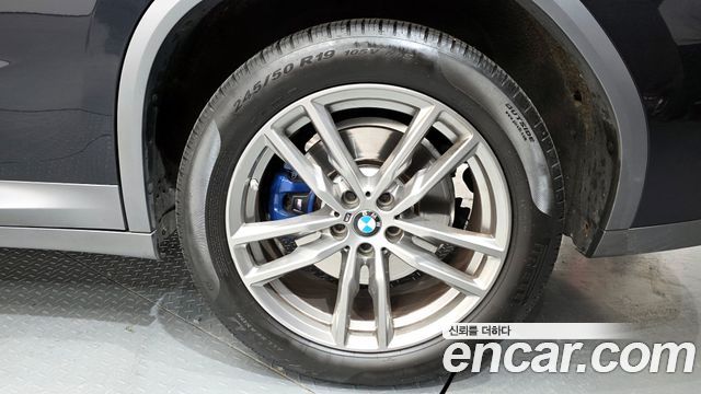 BMW X4 xDrive20i M Sports X Onlile Exclusive Edition
