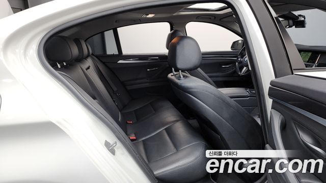 BMW 5-Series 520d xDrive M Aero Dynamic