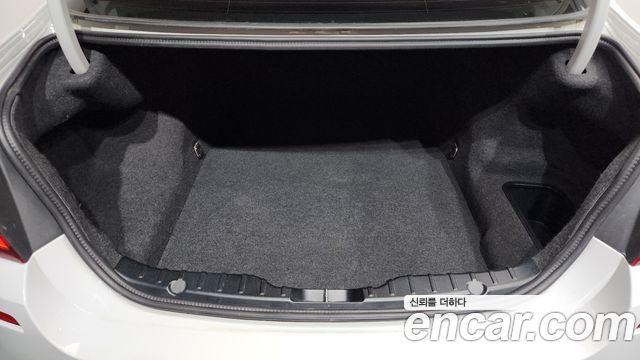 BMW 5-Series 520d xDrive M Aero Dynamic