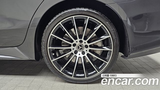 Mercedes-Benz CLS-Class CLS450 4MATIC AMG Line