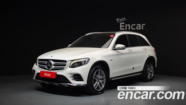 Mercedes-Benz GLC-Class GLC350e 4MATIC AMG Line