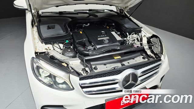 Mercedes-Benz GLC-Class GLC350e 4MATIC AMG Line