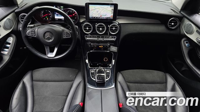 Mercedes-Benz GLC-Class GLC350e 4MATIC AMG Line
