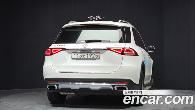 Mercedes-Benz GLE-Class GLE300d 4MATIC