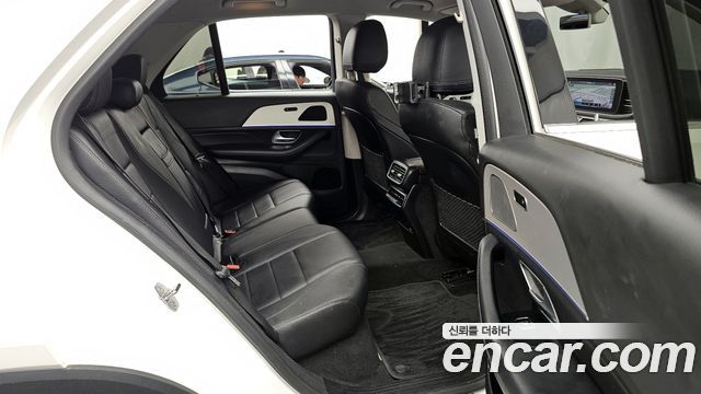 Mercedes-Benz GLE-Class GLE300d 4MATIC