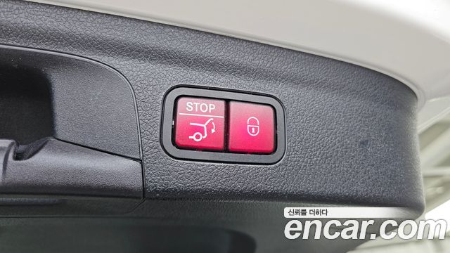 Mercedes-Benz GLE-Class GLE300d 4MATIC
