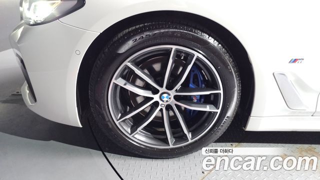 BMW 5-Series 520i M Sport