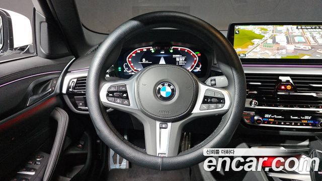 BMW 5-Series 520i M Sport