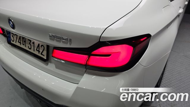 BMW 5-Series 520i M Sport
