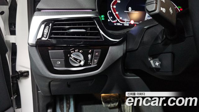 BMW 5-Series 520i M Sport