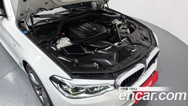 BMW 5-Series 520d M Sport Package Plus