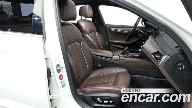BMW 5-Series 520d M Sport Package Plus