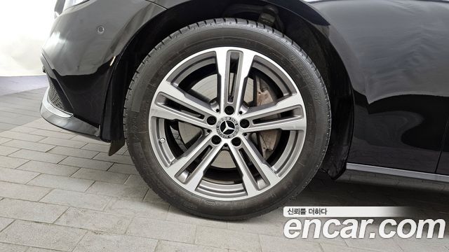 Mercedes-Benz E-Class E350 4MATIC Avantgarde