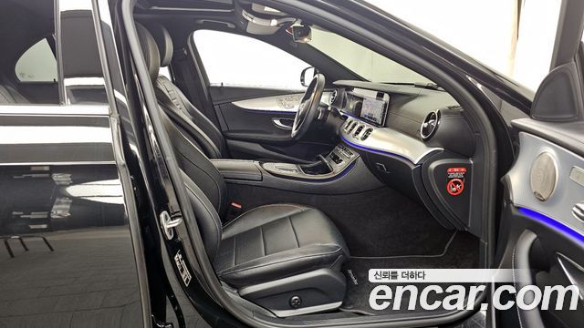 Mercedes-Benz E-Class E350 4MATIC Avantgarde