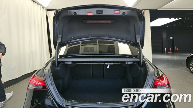 Mercedes-Benz E-Class E350 4MATIC Avantgarde