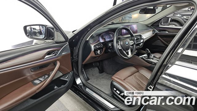 BMW 5-Series 530i Luxury Plus