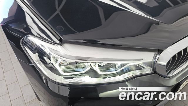 BMW 5-Series 530i Luxury Plus