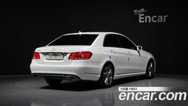 Mercedes-Benz E-Class E220 Bluetec Avantgarde