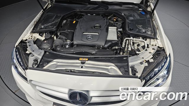 Mercedes-Benz C-Class C200
