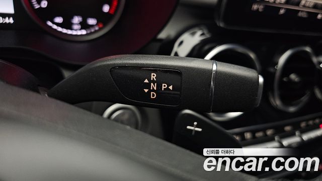 Mercedes-Benz C-Class C200