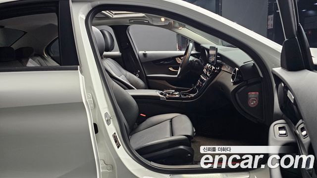 Mercedes-Benz C-Class C200