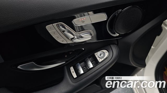 Mercedes-Benz C-Class C200