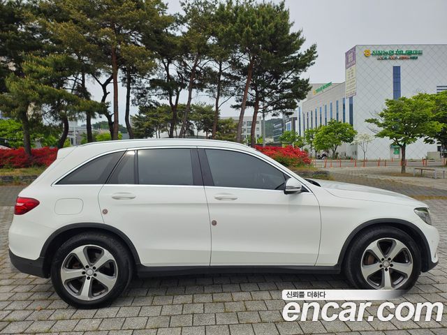 Mercedes-Benz GLC-Class GLC250 4MATIC