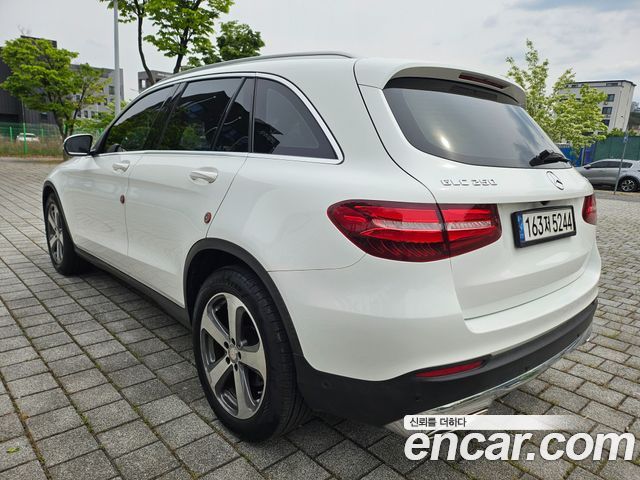 Mercedes-Benz GLC-Class GLC250 4MATIC
