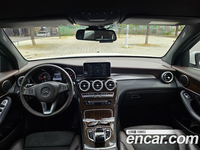 Mercedes-Benz GLC-Class GLC250 4MATIC