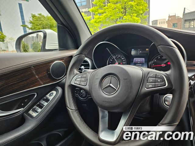 Mercedes-Benz GLC-Class GLC250 4MATIC