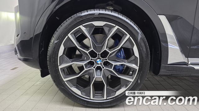 BMW X7 xDrive 40i M Sport 7STR