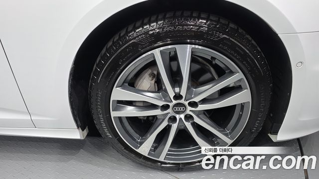 Audi A6 45 TFSI Premium