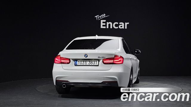 BMW 3-Series 320i M Sport