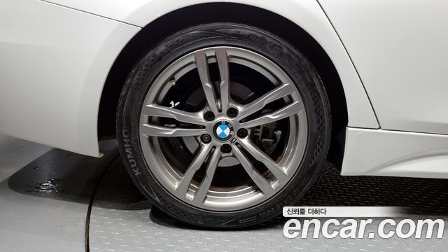 BMW 3-Series 320i M Sport