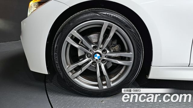 BMW 3-Series 320i M Sport