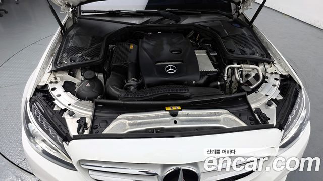 Mercedes-Benz C-Class C200 Avantgarde
