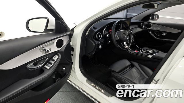 Mercedes-Benz C-Class C200 Avantgarde