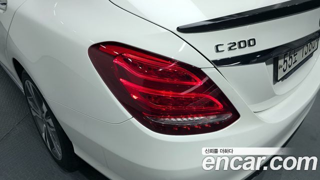 Mercedes-Benz C-Class C200 Avantgarde
